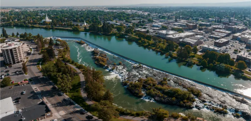 Aerial Falls From Cui Prende Nome City Idaho Falls Id USA