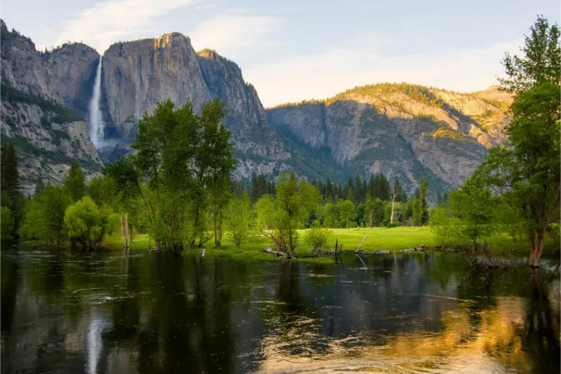 Falls Yosemite California USA